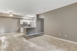 Photo #2: 2658461 Listing 