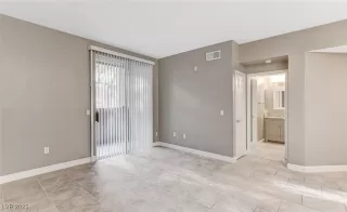 Photo #4: 2658461 Listing 