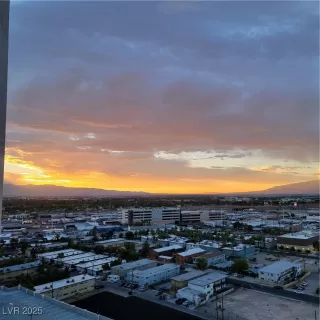 Photo #2: 2658502 Listing 