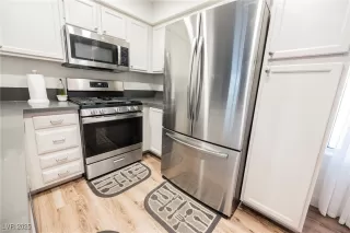 Photo #4: 2658507 Listing 