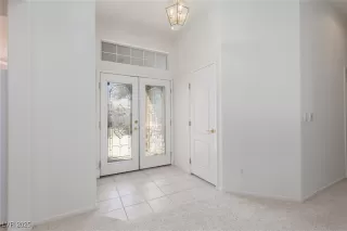 Photo #2: 2658515 Listing