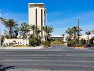 Photo #3: 2658521 Listing