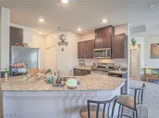 Photo #4: 2658549 Listing