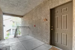 Photo #3: 2658614 Listing