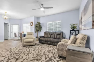 Photo #4: 2658628 Listing 