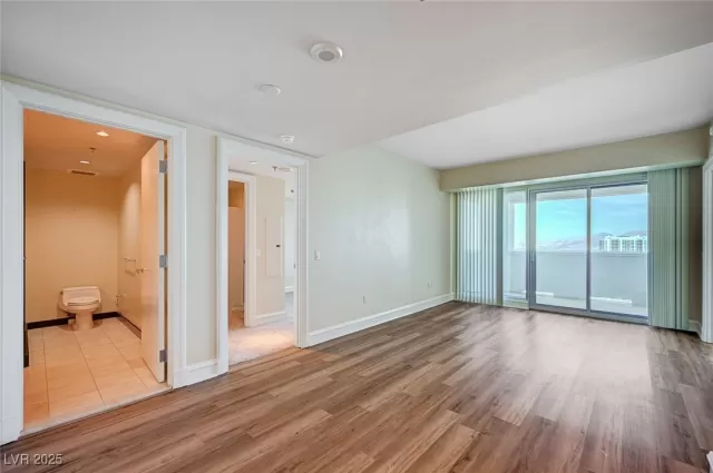 MLS: 2658666 Condo For Sale
