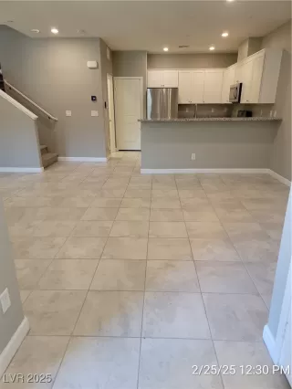 Photo #2: 2658674 Listing 