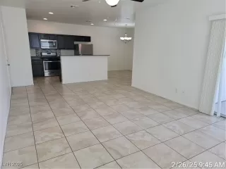 Photo #2: 2658675 Listing 