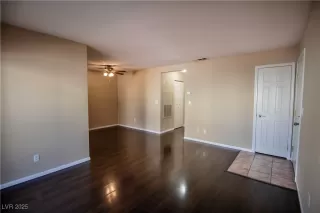 Photo #1: 2658683 Listing 