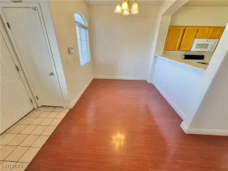 Photo #2: 2658684 Listing 