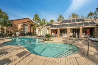 Photo #2: 2658715 Listing