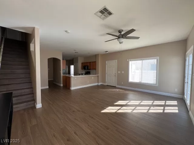 MLS: 2658722 Condo For Sale