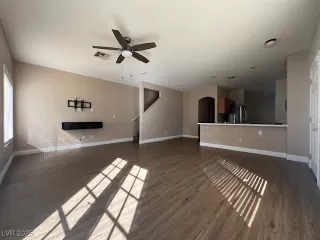 Photo #6: 2658722 Listing 