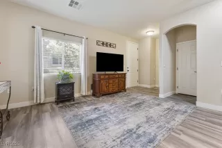 Photo #2: 2658769 Listing 