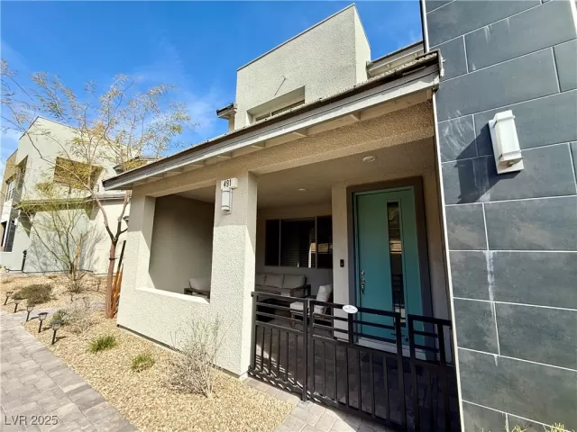 MLS: 2658784 Condo For Sale