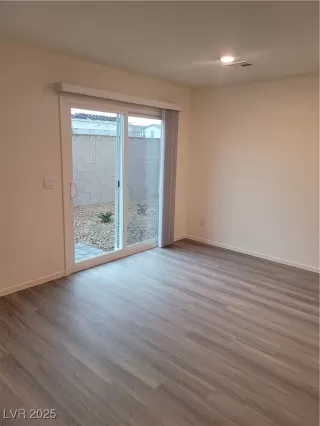 Photo #3: 2658791 Listing 