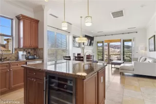 Photo #3: 2658795 Listing 