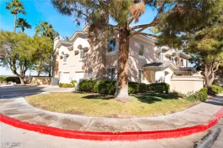 Photo #4: 2658798 Listing