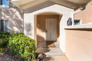 Photo #5: 2658798 Listing