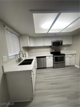 Photo #3: 2658874 Listing 