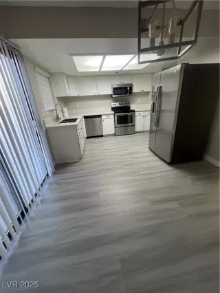 Photo #4: 2658874 Listing 