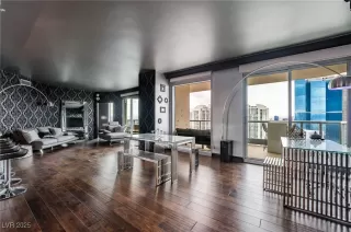 Photo #3: 2658905 Listing 