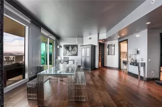 Photo #4: 2658905 Listing 