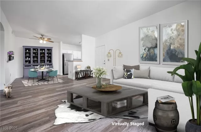 MLS: 2658923 Condo For Sale