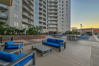 Photo #5: 2658926 Listing 