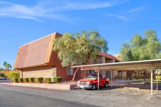 Photo #5: 2658955 Listing