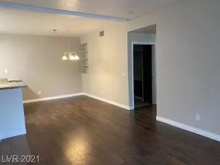 Photo #3: 2658957 Listing 