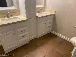 Photo #5: 2658957 Listing 