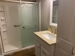 Photo #6: 2658957 Listing 