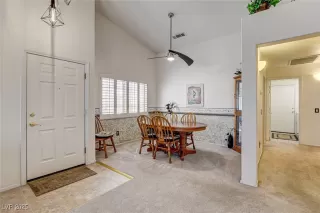 Photo #2: 2658973 Listing