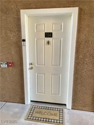 Photo #2: 2658974 Listing 