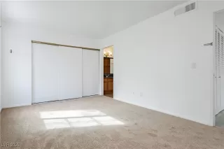 Photo #4: 2658988 Listing 