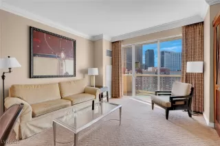 Photo #5: 2659006 Listing