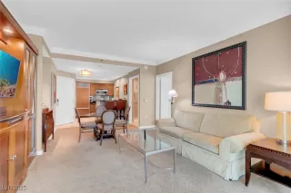 Photo #6: 2659006 Listing