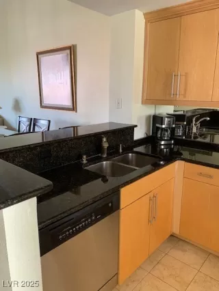 Photo #6: 2659011 Listing