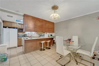 Photo #1: 2659035 Listing