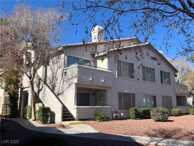 MLS: 2659040 Condo For Sale