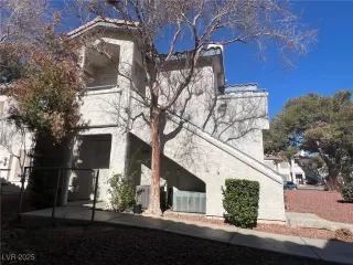 Photo #1: 2659040 Listing 