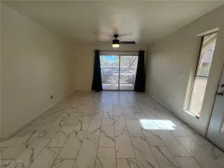 Photo #6: 2659040 Listing 