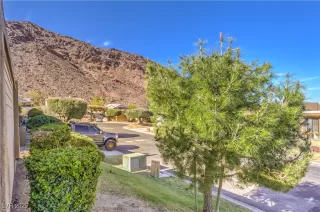 Photo #3: 2659135 Listing