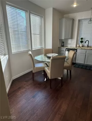 Photo #1: 2659158 Listing 