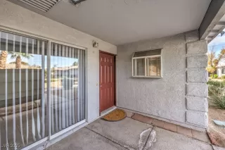 Photo #4: 2659179 Listing