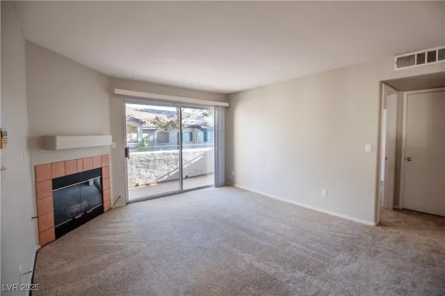 MLS: 2659282 Condo For Sale