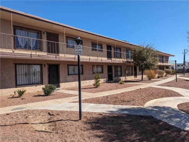 MLS: 2659333 Condo For Sale