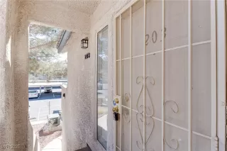 Photo #3: 2659386 Listing 