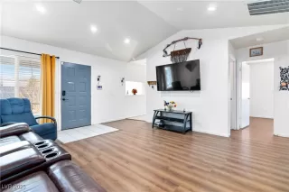 Photo #4: 2659388 Listing 